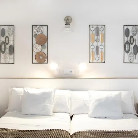 Πανσιόν Cuevas Fuengirola