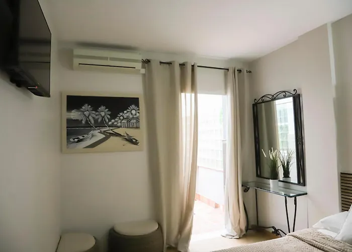 Cuevas Guest house 2*